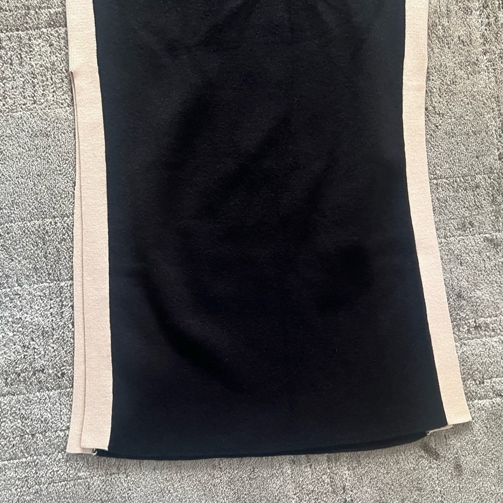 MONROW Midi Knit Dress in Black with Tan Stripe Size XS - Picture 9 of 12